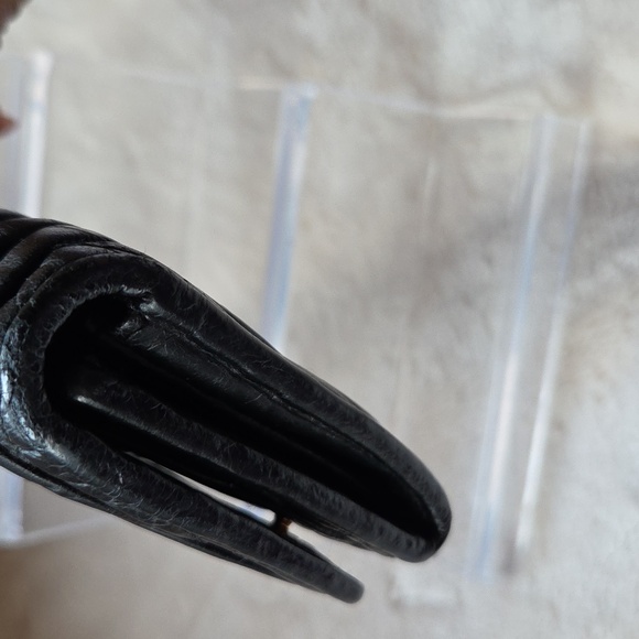 Miu Miu Black Quilted Leather Wallet - Picture 3 of 7